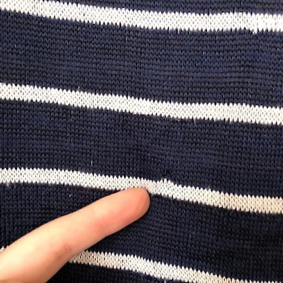 OLD NAVY Navy Blue White Striped Sleeveless Knit Cutout Back Tank Top Medium M - Picture 6 of 11